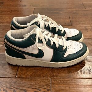 Youth Nike Air Jordan Low